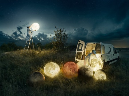'Full Moon Service, 2017