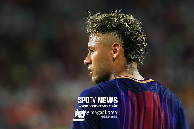 ▲ 네이마르가 2년 전 떠났던 바르셀로나로 돌아올까