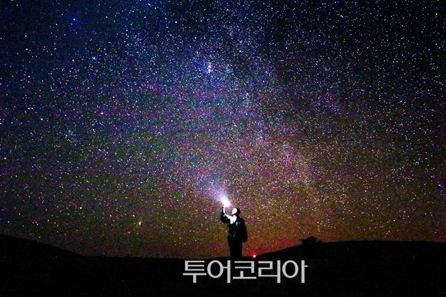 ▲ 자이살메르 사파리 투어의 밤. 별이 쏟아질 듯하다.