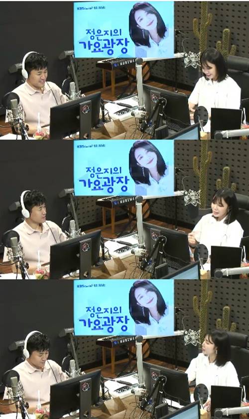 ‘가요광장’ 김종민 코요태 ‘비몽’ 사진=KBS Cool FM ‘정은지의 가요광장’ 캡처