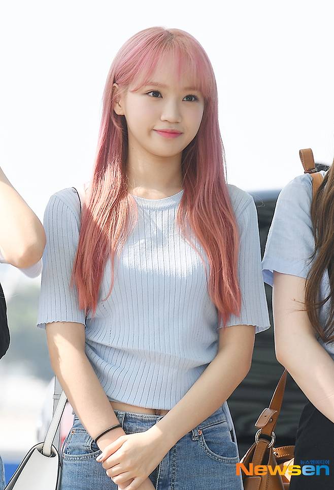 김채원, 쌈무의 매력에 푹 빠져봐~