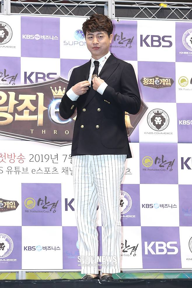 ▲ 방송인 유상무가 18일 KBS e-스포츠 디지털 예능 '왕좌e게임' 제작발표회에 참석했다. 곽혜미 기자 khm@spotvnews.co.kr