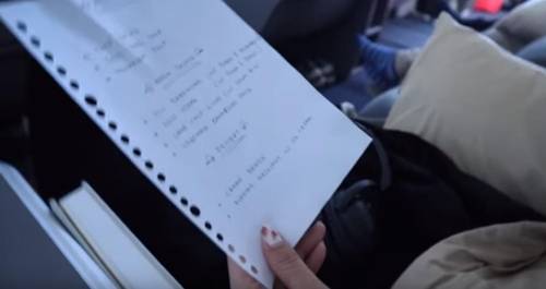 가루다항공 비즈니스석 손글씨 기내식 메뉴 [리우스 베르난데스 유튜브 캡처]