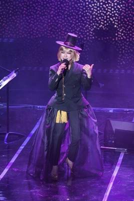 하이힐 신고 마돈나를 꿈꿨던 우리 시대의 상남자가 전통의 창조적 파괴자가 됐다.