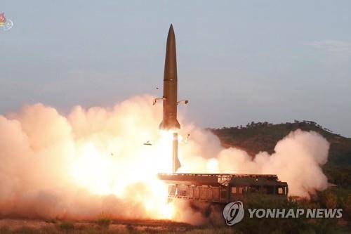 북한의 단거리 탄도미사일 발사 장면 [연합뉴스 자료사진]