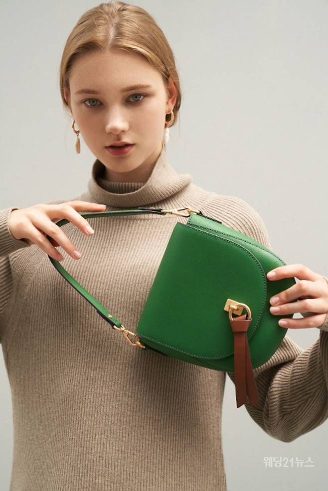 사진 : 러브캣, 19AW 에디토리얼 공개