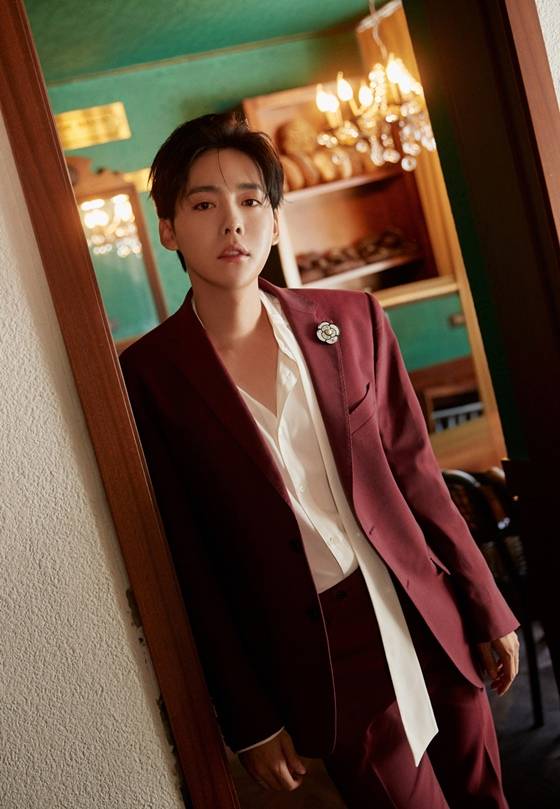 위너 김진우 