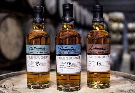 2018년 발렌타인 브랜드 최초로 발매된 싱글몰트 위스키 3종. 글렌토커스 15년, 글렌버기 15년, 밀튼더프 15년. [사진 페르노리카코리아]