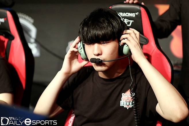 아수라 게이밍의 원거리 딜러 '오키드' 박정현.