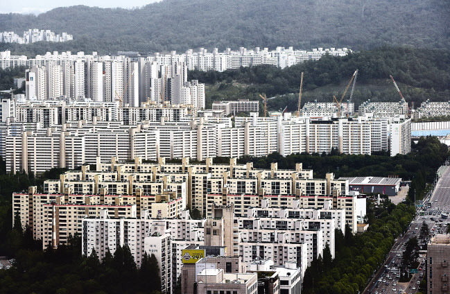 서울 강남구 일대 아파트 밀집지역의 모습. [연합]