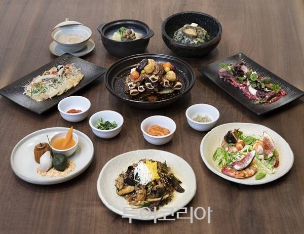 ▲ 제주신화월드 제주선 한가위 차림상