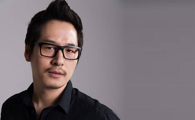 웹툰 작가 김풍이 오는 27일 일반인 여성과 결혼하면서 품절남 대열에 합류한다. [OSEN]