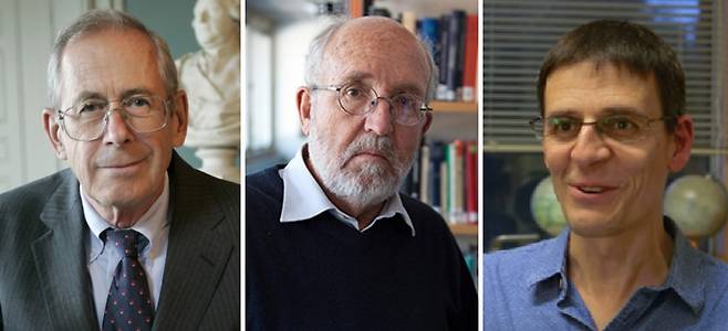2019 노벨물리학상 수상자가 발표됐다. (왼쪽부터) 제임스 피블스 프린스턴대 교수, 미셸 마요르 제네바대, 디디에 쿠엘로&nbsp;제네바대 천체물리학과 겸 케임브리지대 교수 . 노벨위원회 제공