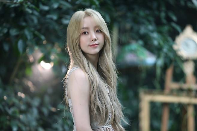 ▲ 데뷔 5년 만에 첫 솔로 앨범 '오버 앤드 오버'를 발표하는 러블리즈 케이(김지연). 제공| 울림엔터테인먼트