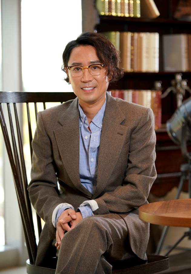 ▲ '방구석1열' MC 정재형. 제공lJTBC