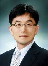 유호근 한국평화연구학회장