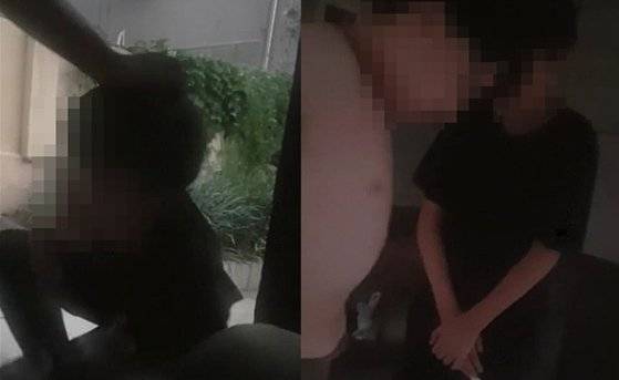 대전시 유성구의 한 중학교에 다니는 학생이 친구들에게 폭행을 당하는 장면. 한 가해 학생이 웃옷을 벗고 피해 학생을 폭행하는 모습.(오른쪽) [사진 학부모 제공 동영상 캡처]