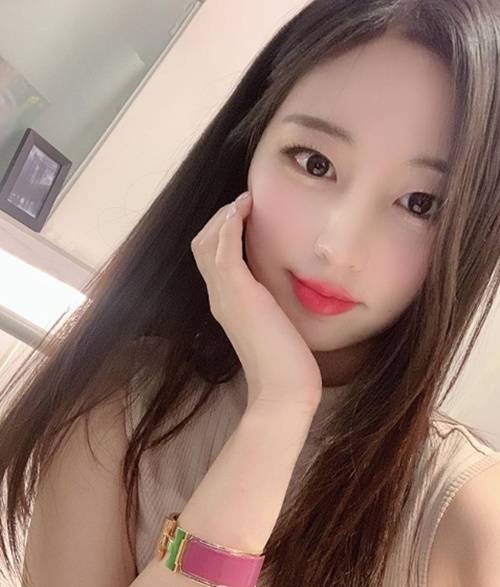 프리랜서 아나운서 겸 모델 김나정의 영화 ‘82년생 김지영’ 관람소감이 3일째 논란이다. 사진=김나정 인스타그램