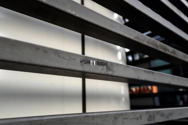 팬들이 붙인 포스트잇 흔적만 남은 스타쉽 엔터테인먼트 사옥 /사진=최혁 기자