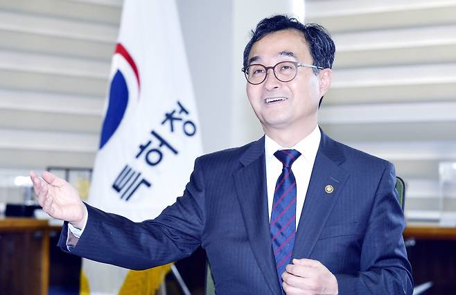 [Herald Interview] 'Korea should expedite knowledge-based assets ...