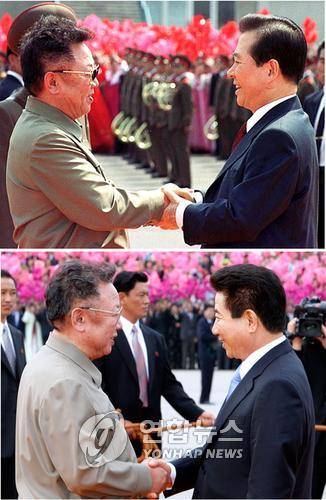 7년만의 남북 악수 (서울=연합뉴스) 노무현 대통령이 2007년 10월 2일 낮 평양시 4.25 문화회관 광장에서 열린 공식환영식에서 북한 김정일 국방위원장과 만나 악수하고 있다.(사진 아래) 사진 위는 7년전인 2000년 6월 김대중 대통령이 평양 순안공항에서 김정일 국방위원장과 악수하는 모습.
