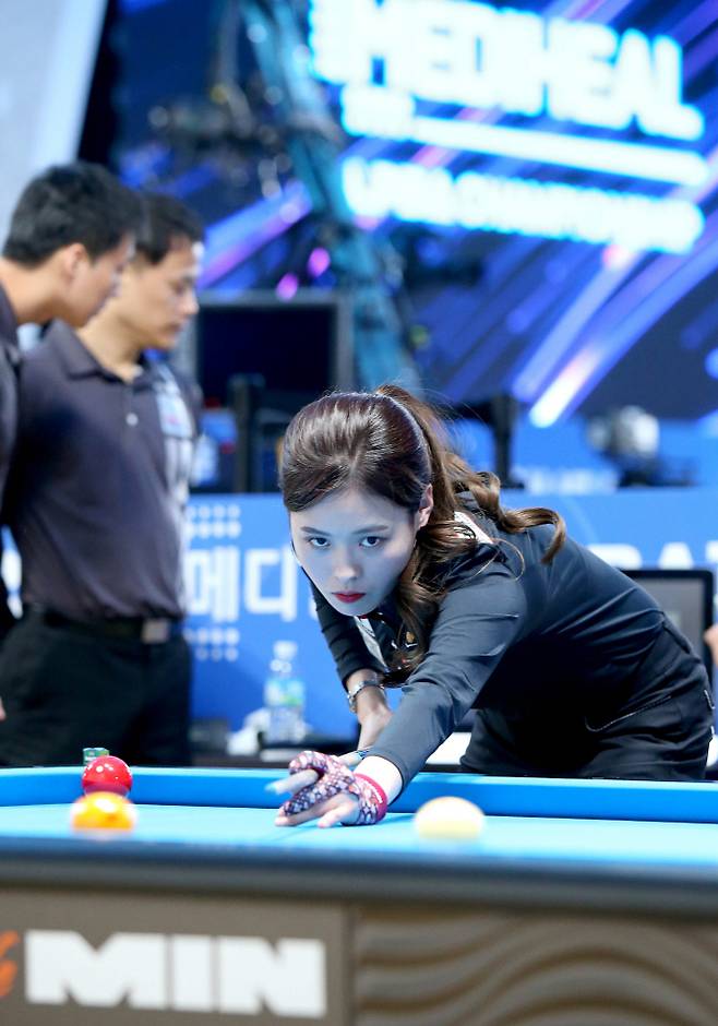 여자프로당구의 새로운 스타로 주목받고 있는 ‘미녀 당구스타’ 서한솔. 사진=PBA 제공