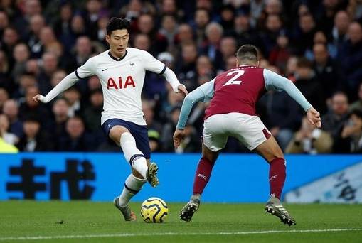 8일 손흥민은 번리와의 경기에서 전반 32분 10호골을 터뜨렸다. /로이터 연합뉴스