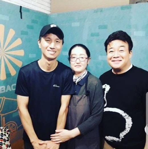 포방터 돈까스 사장 부부와 백종원. /사진=SBS 제공