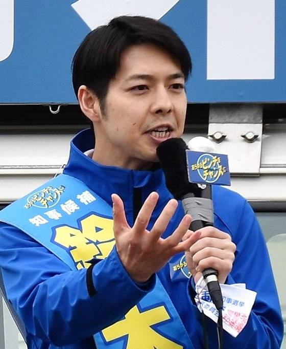 최연소 시장에 이어 최연소 도지사가 된 스즈키 나오미치의 선거운동 현장. [사진=지지통신 제공]
