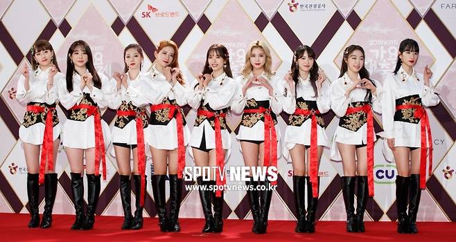 ▲ '이루리'로 음원차트를 역주행한 그룹 우주소녀. ⓒ한희재 기자