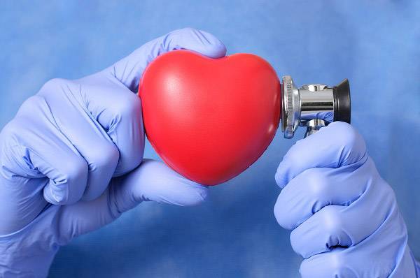 사진설명=운동하고 체중 감량하는 것이 혈압 감소 효과를 낸다./사진=클립아트코리아