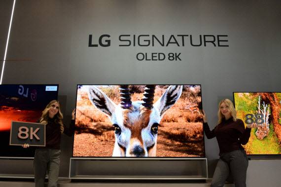 LG전자의 올레드(OLED) 시그니처. (사진=LG전자 제공)