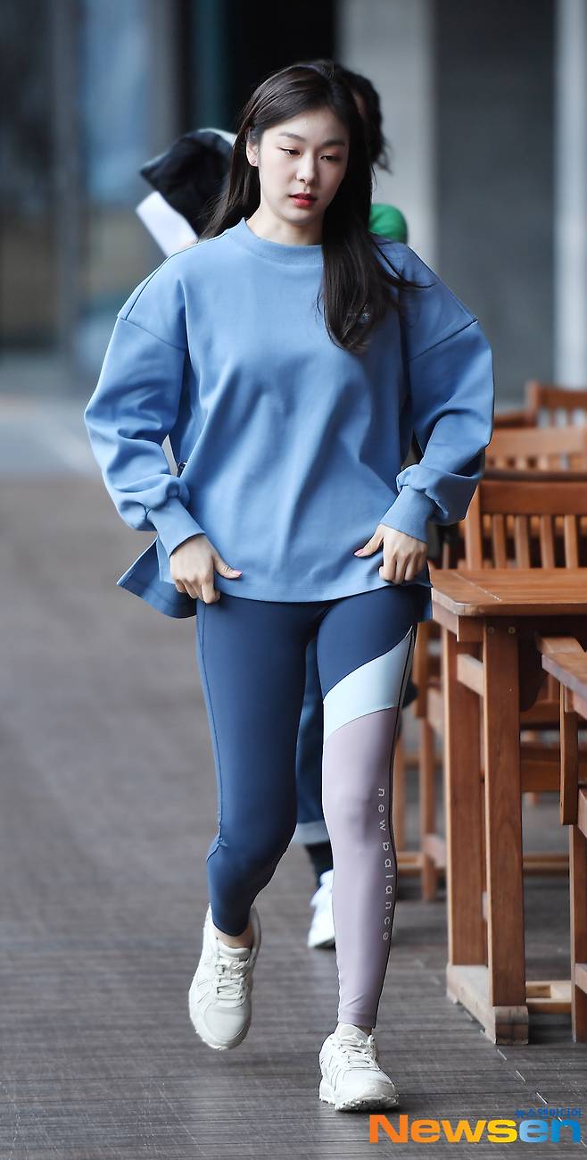 김연아 레깅스 