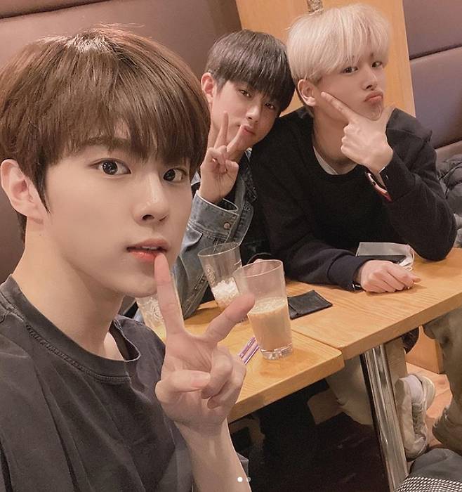 왼쪽부터 김우석, 김민규, 최병찬