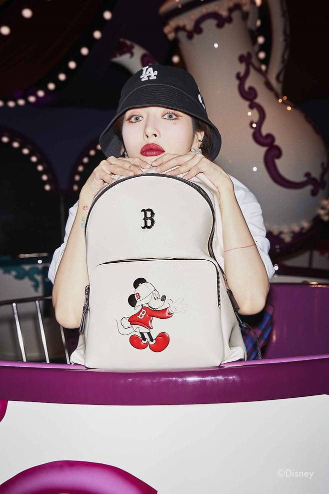 스트리트 캐주얼 브랜드 'MLB'의 2020년 글로벌 앰버서더로 발탁된 가수 현아/사진제공=MLB