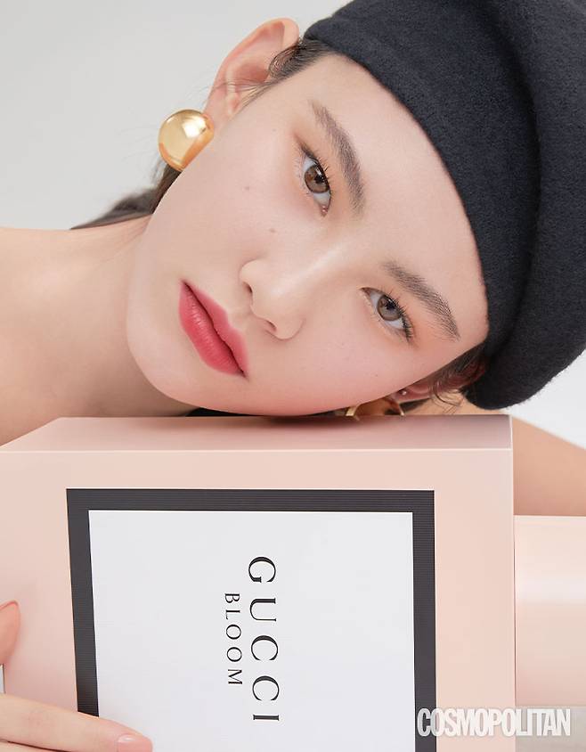 (귀고리)페르테, (톱, 베레)스타일리스트 소장품