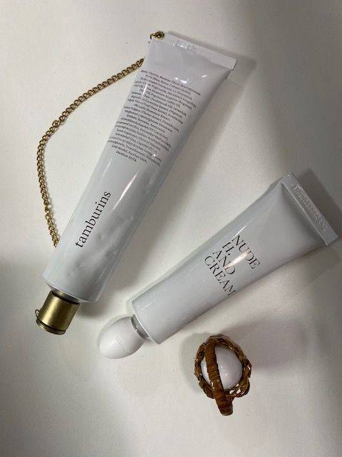 체인이 달린 기본 타입과 핸디 타입 2가지로 구성됐어요.