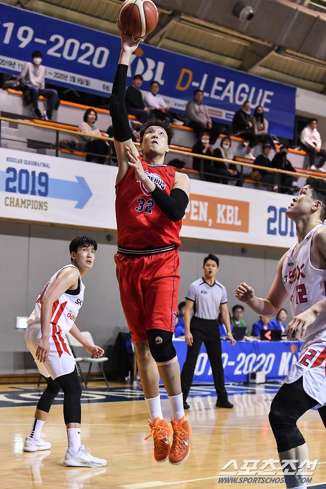 이종현의 경기 장면. 사진제공=KBL