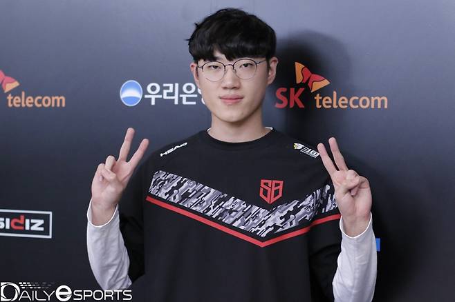 샌드박스 '레오' 한겨레.