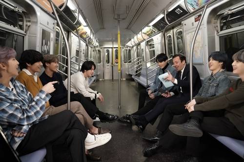 미국 NBC '팰런쇼'에 출연한 방탄소년단 [Andrew Lipovsky/NBC 제공. 재배포 및 DB 금지]