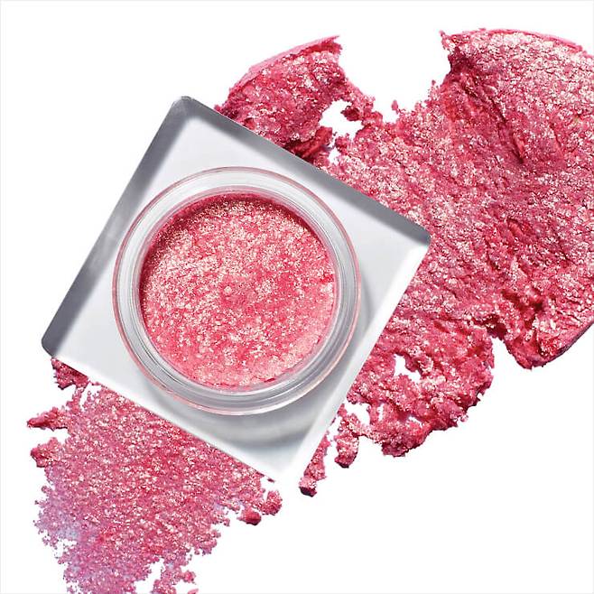 폭신한 핑크색 글리터는 엑스퍼트 컬러 팟 아이즈(클러스터), 03 투투 스커트, 2만원, VDL.