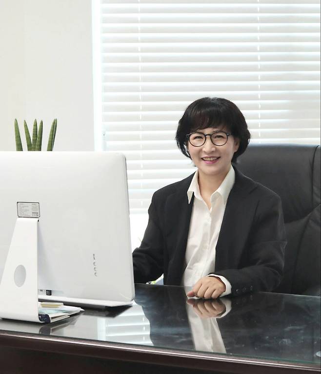박희자 엘리시아 대표
