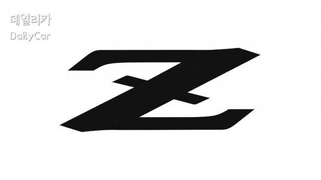 닛산 스포츠카 브랜드 로고 Z