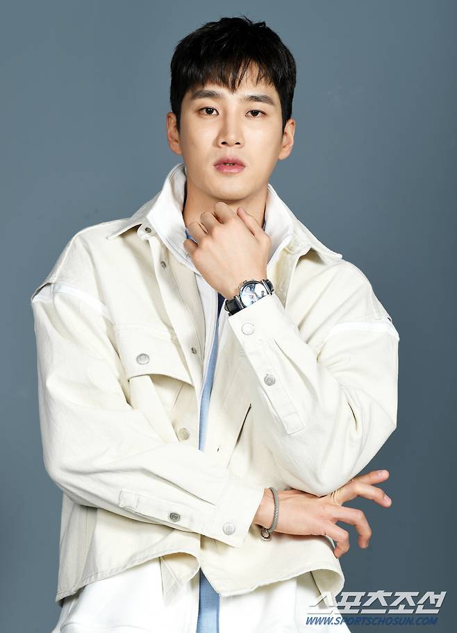 배우 안보현이 본지와 인터뷰에 앞서 포즈를 취하고 있다. 안보현은 JTBC 금토드라마 '이태원 클라쓰'에서 만병의 근원, 장근원 역을 맡아 시청자들의 눈길을 사로잡았다. 송정헌 기자 songs@sportschosun.com/2020.3.19/