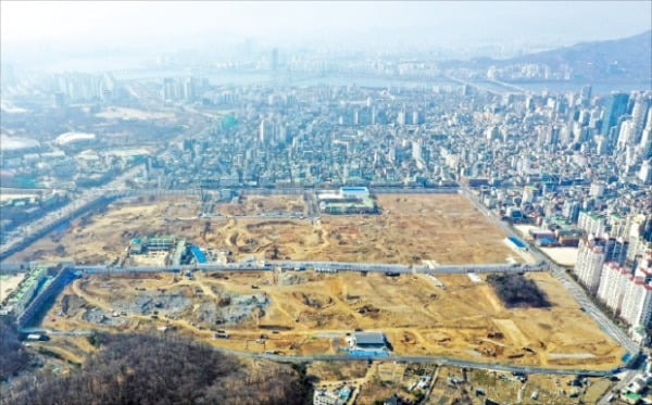 1만2000여 가구의 재건축 대단지 서울 강동구 둔촌주공아파트