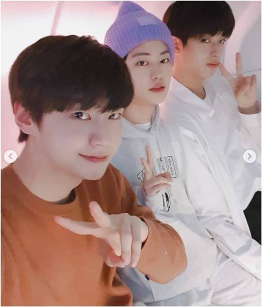 왼쪽부터 이진혁 이세진 김민규