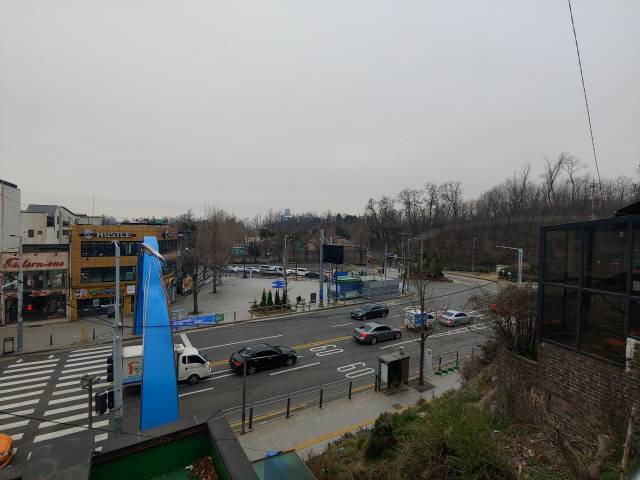 녹사평역 일대. 주한미군이 있던 자리에는 대규모 용산공원이 들어설 예정이다. 용산공원이 들어서면 이태원 상권에도 많은 변화가 예상된다. /사진=고병기기자