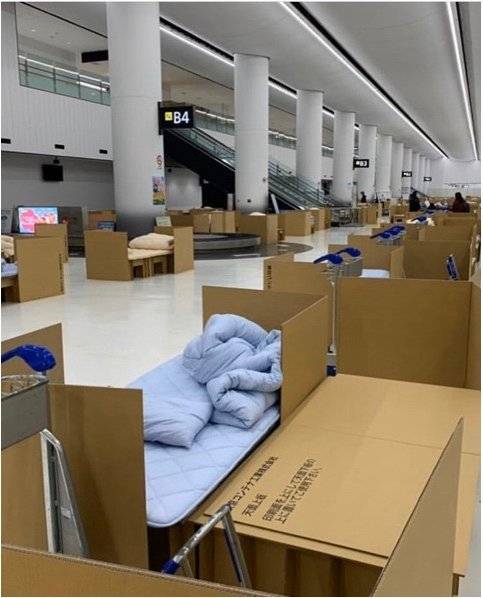 일본 네티즌들이 SNS에 올린 나리타공항의 모습. SNS 캡처