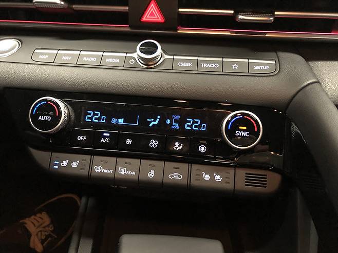 7세대 아반떼 공조기. / 정치연 기자