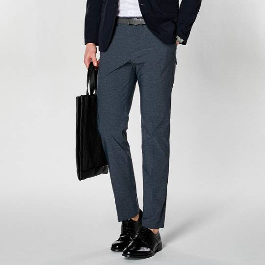 칸투칸 SPJA01 Z208 오리지널 핏 바지(사진=칸투칸 제공)